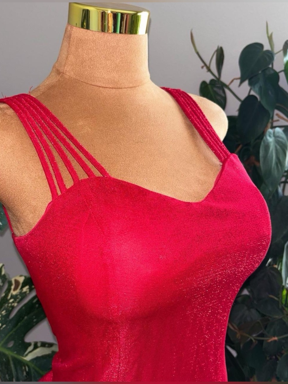 All That Jazz Red Metallic Mini Dress Size 7/8 Strappy Y2K Party Dress
